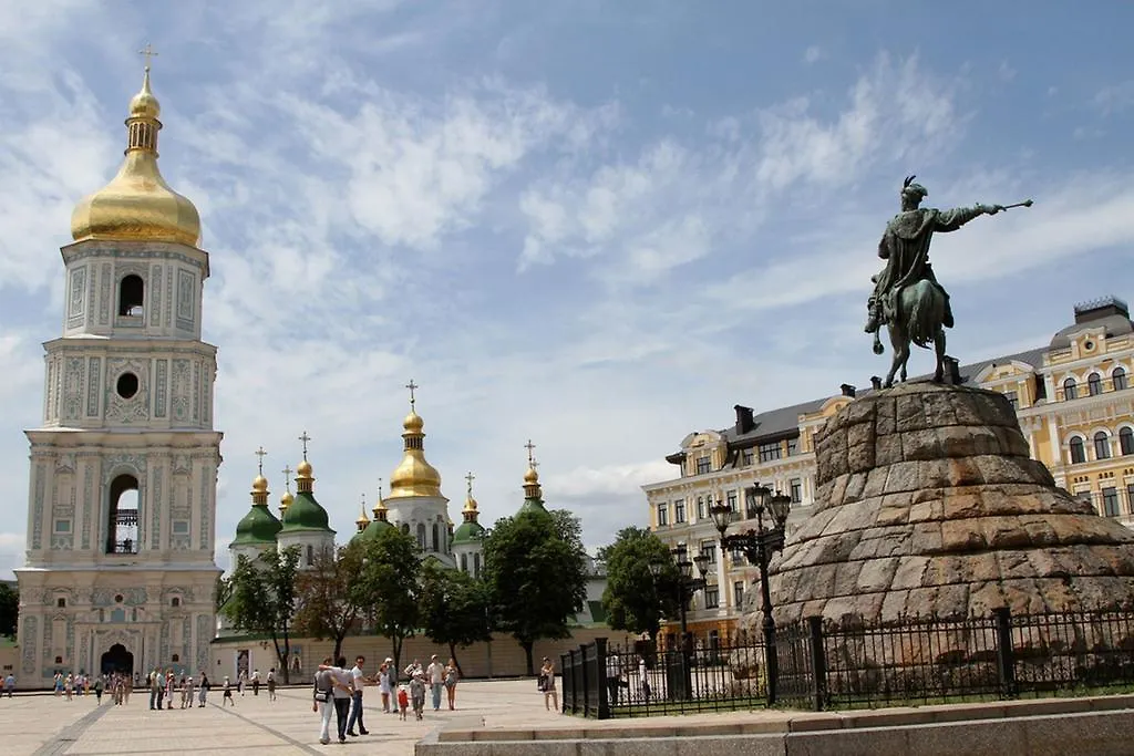 Home Center Kiev Apartments